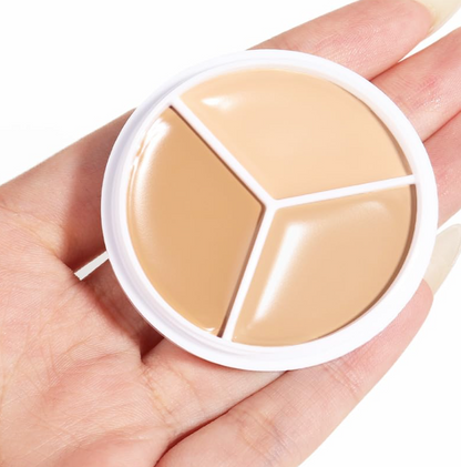 Radiant Complexion Trio: Creamy Concealer Palette